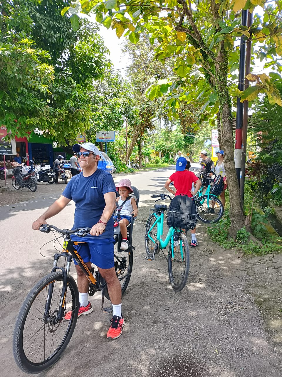 Half Day Lombok Tour Biking Bonjeruk Village